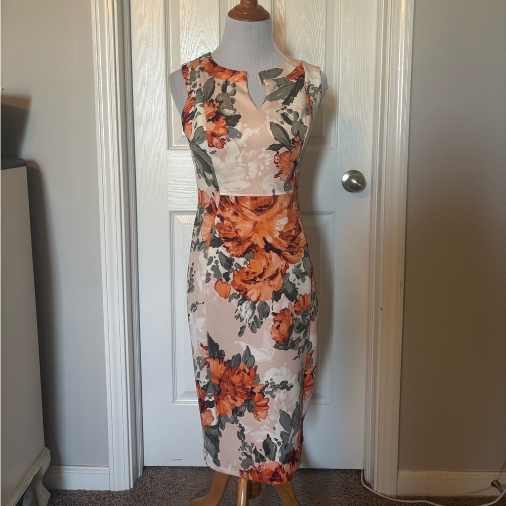 Sleeveless Floral Sheath Dress